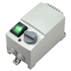 Transformátorový regulátor otáčok ventilátora TRR 1.5